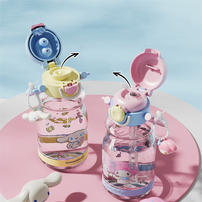X&W Sanrio Kuromi Water Cup 65 - Outdoor Kid Friendly recension och pris