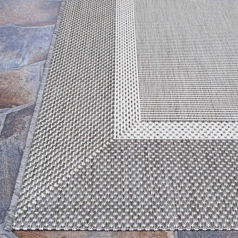 Indoor/Outdoor Stria Texture R - Outdoor Kid Friendly recension och pris