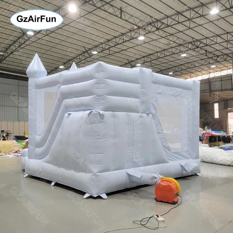 White Bouncy Castle Wedding In - Outdoor Kid Friendly recension och pris
